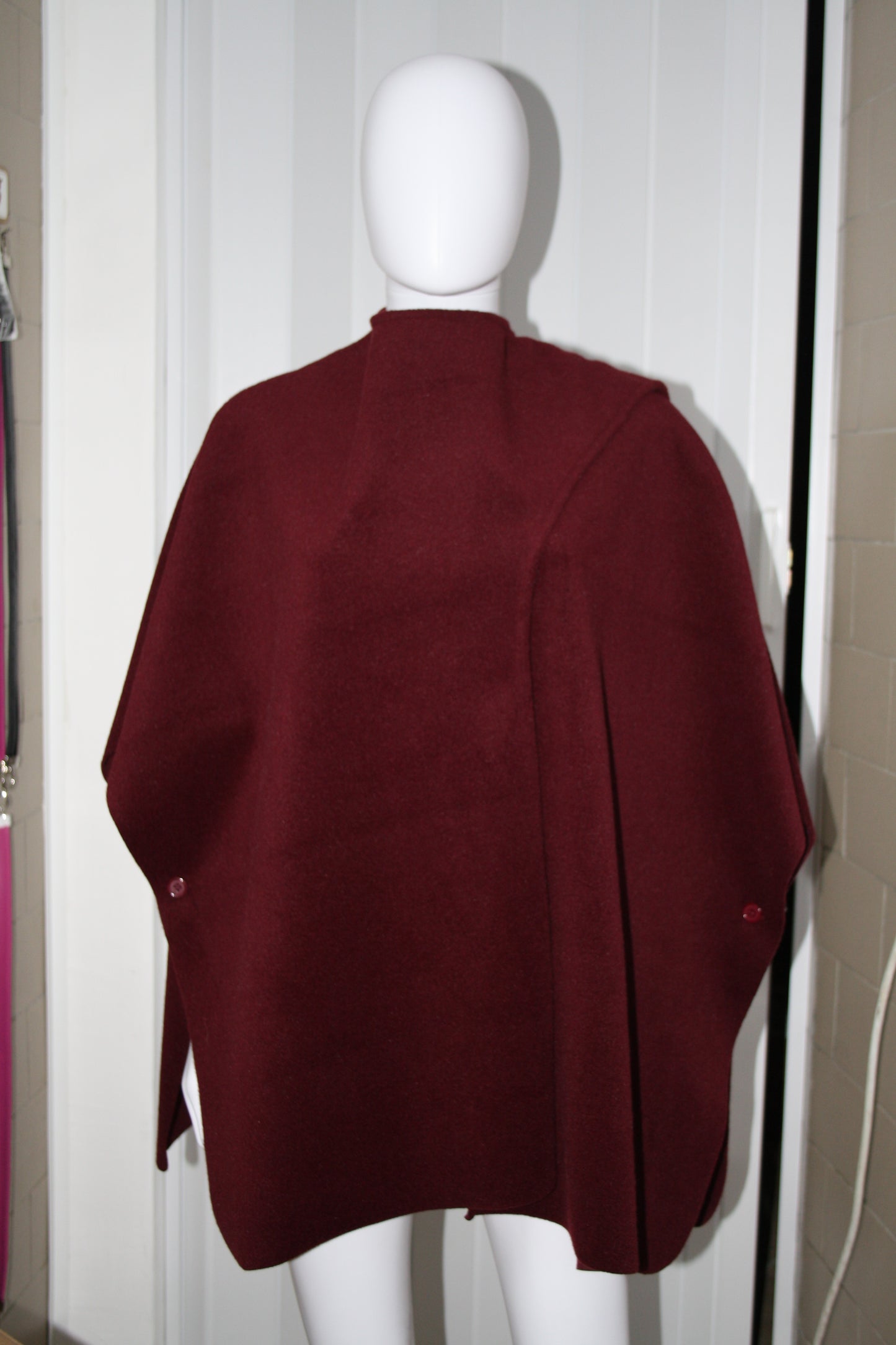 LA BOUTIQUE PONCHO CON SCIARPA